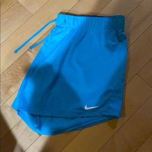 NIKE RUNNING SHORTS